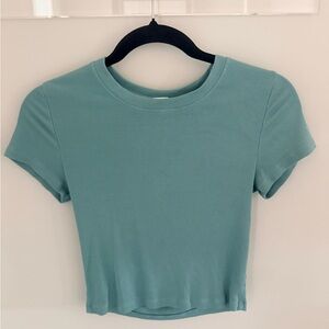 Wilfred Ribbed Crop Top